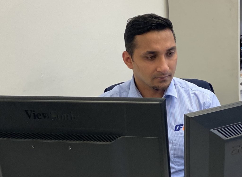OFI’s newest Graduate Electrical Engineers, Isaac and Faizan